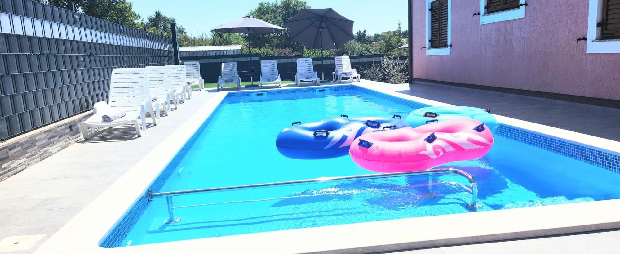 Apartmani Radmila Nova Vas  ภายนอก รูปภาพ